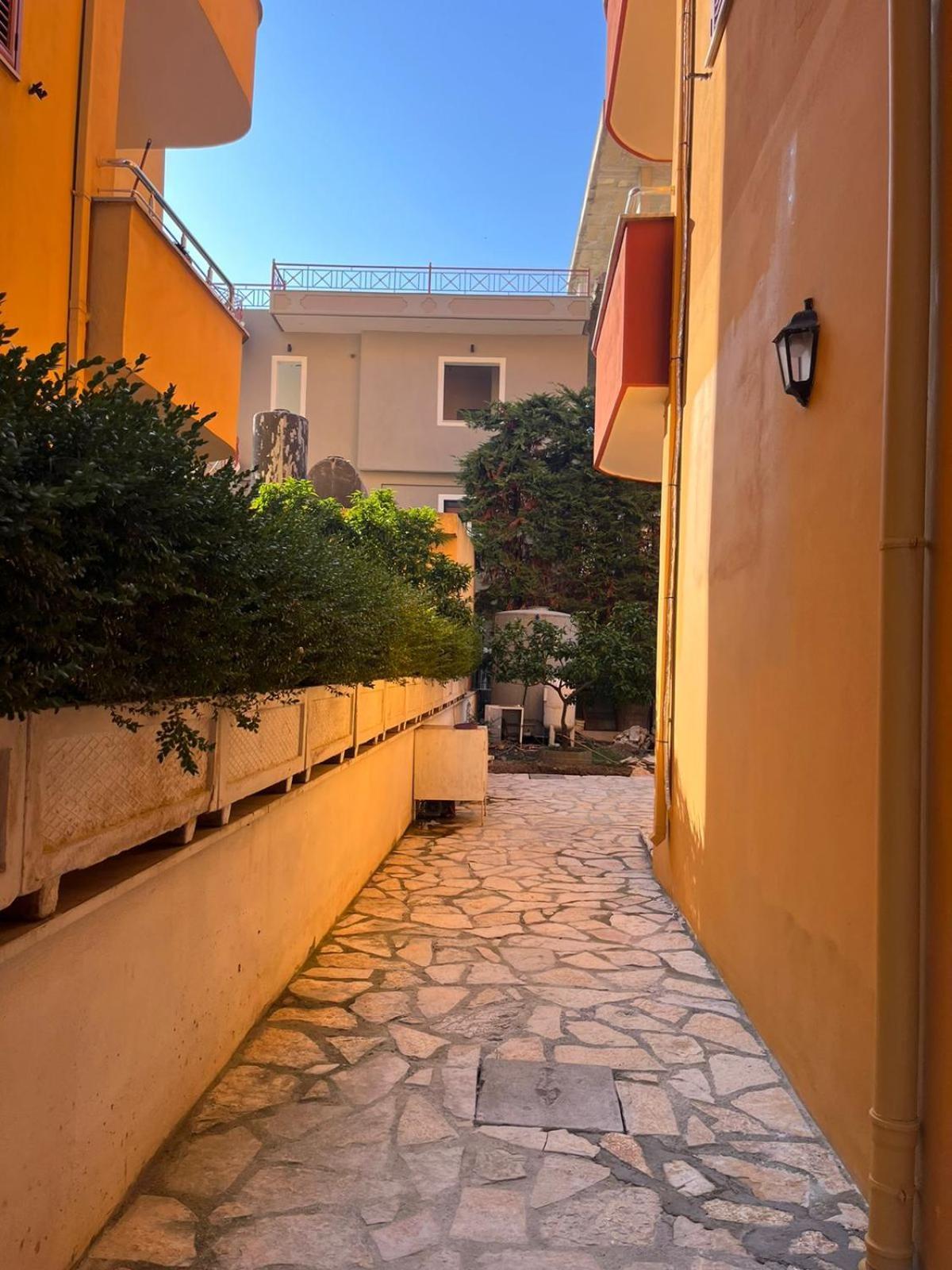 Belix Hotel Apartments, Near The Beach Durrës Exterior foto